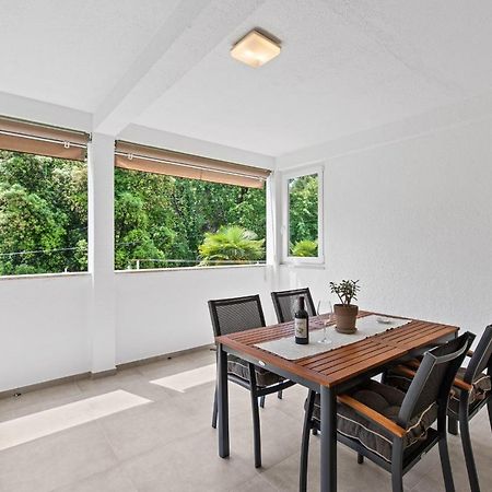 포레치 Poli Nona - Renovated In 2023 아파트 외부 사진