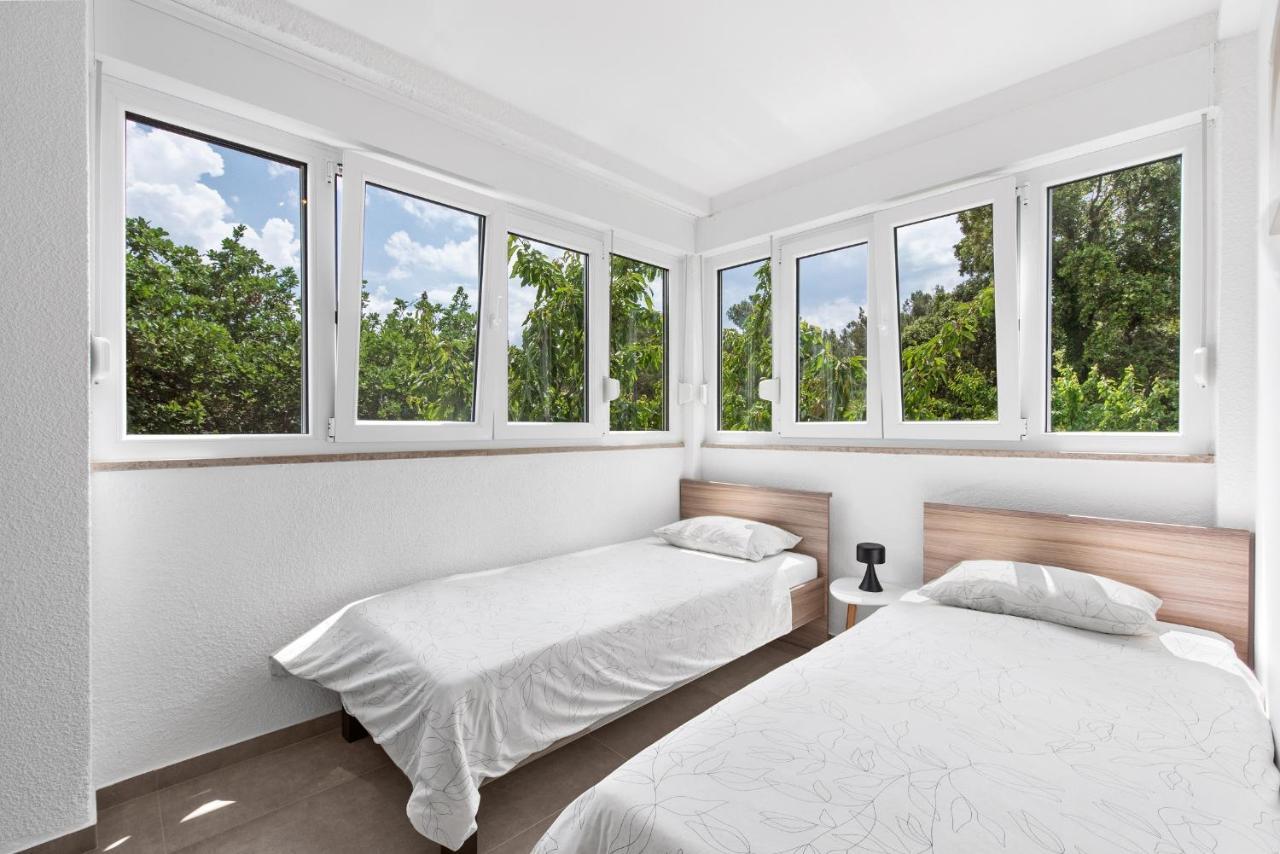 포레치 Poli Nona - Renovated In 2023 아파트 외부 사진